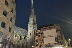 Stephansplatz-at-night
