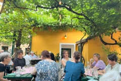 Vienna-group-supper-10