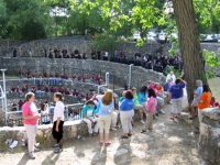 Tapestry performs Wade in the Water along with various other choruses at the Zilker Park Sunken Gardens